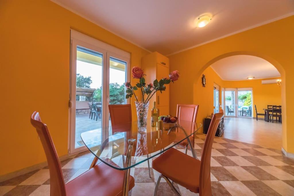 Villa Marina Dobra Voda Buitenkant foto