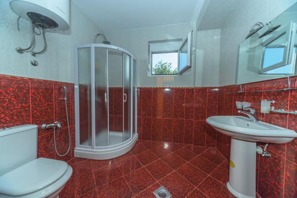 Villa Marina Dobra Voda Buitenkant foto